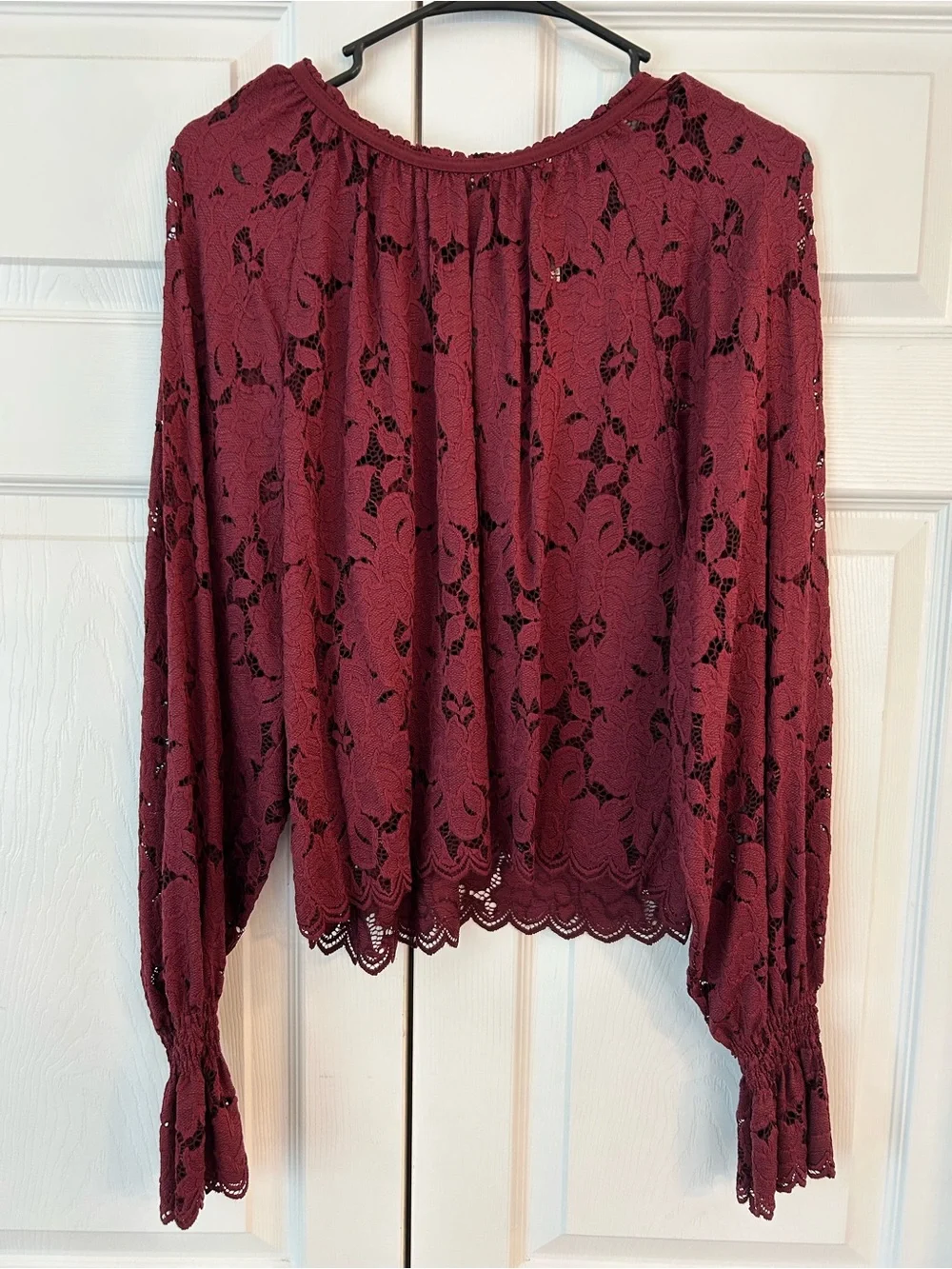 NWOT Free People Women’s Red Flower Lace Keyhole Neck Tunic Blouse Shirt Size XS